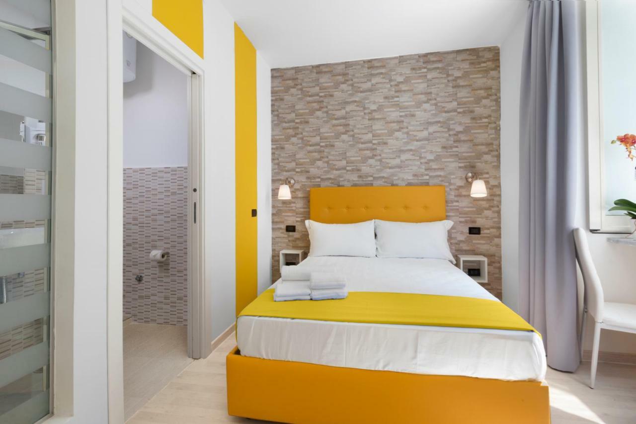 Rainbow Napoli Bed & Breakfast ภายนอก รูปภาพ