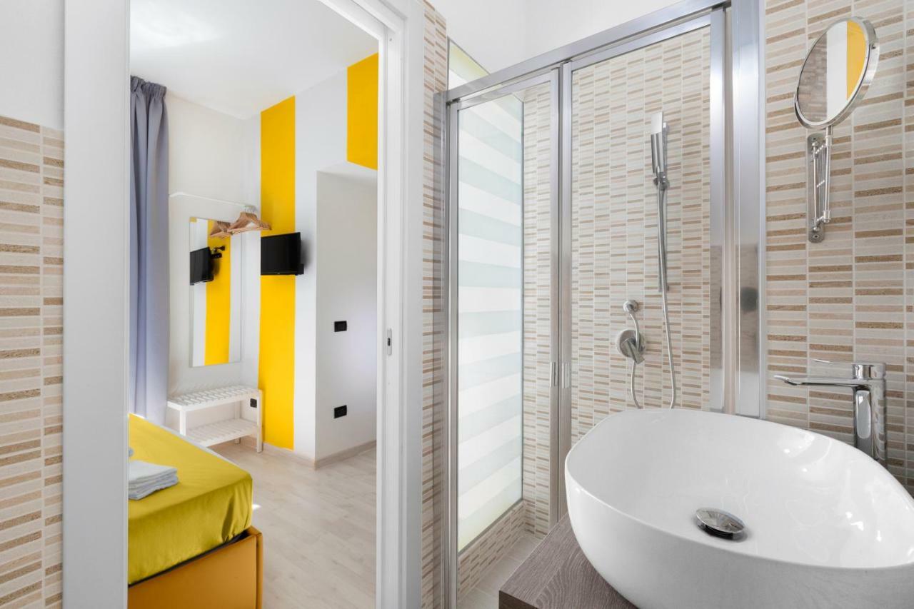 Rainbow Napoli Bed & Breakfast ภายนอก รูปภาพ