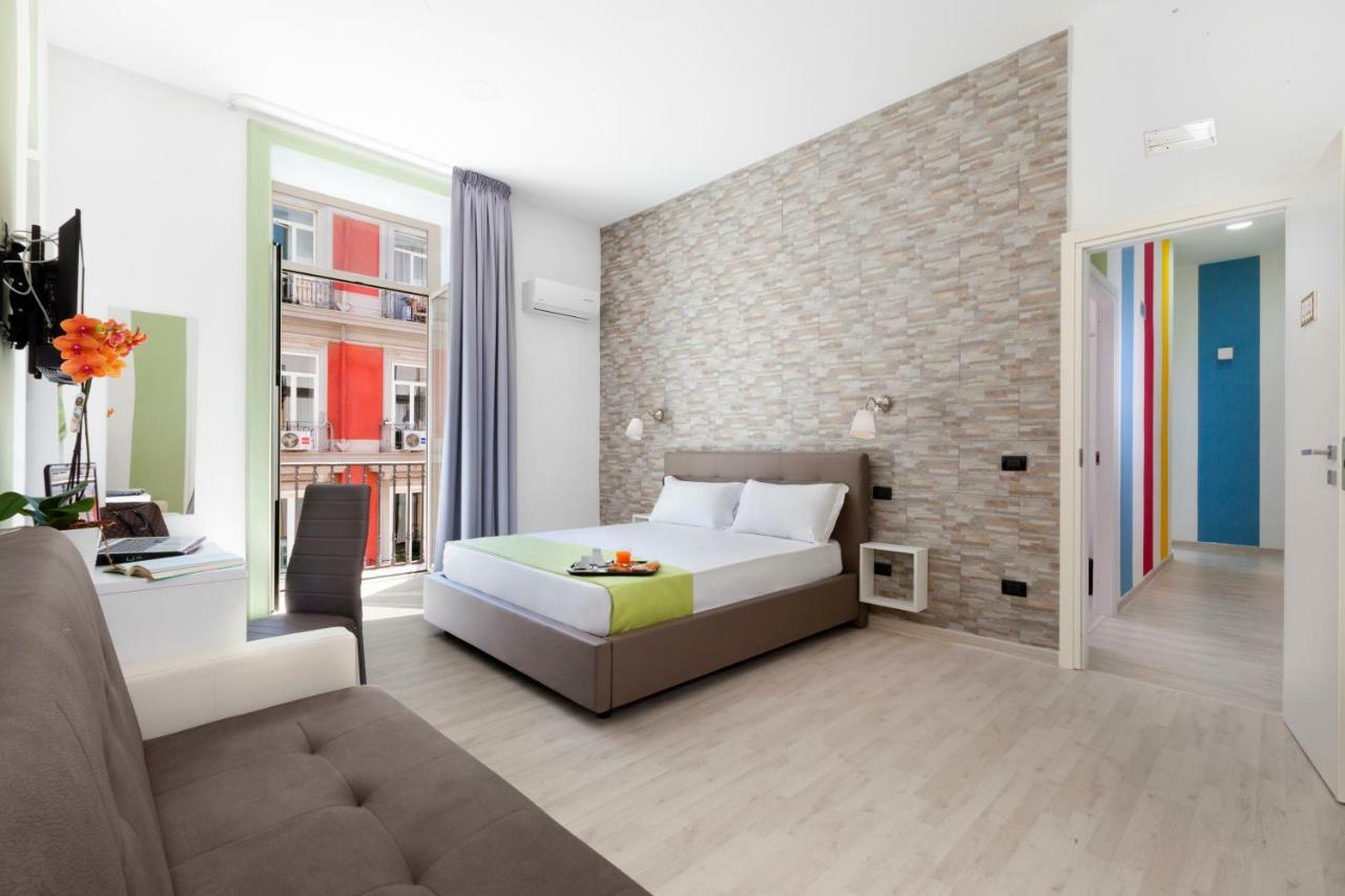 Rainbow Napoli Bed & Breakfast ภายนอก รูปภาพ
