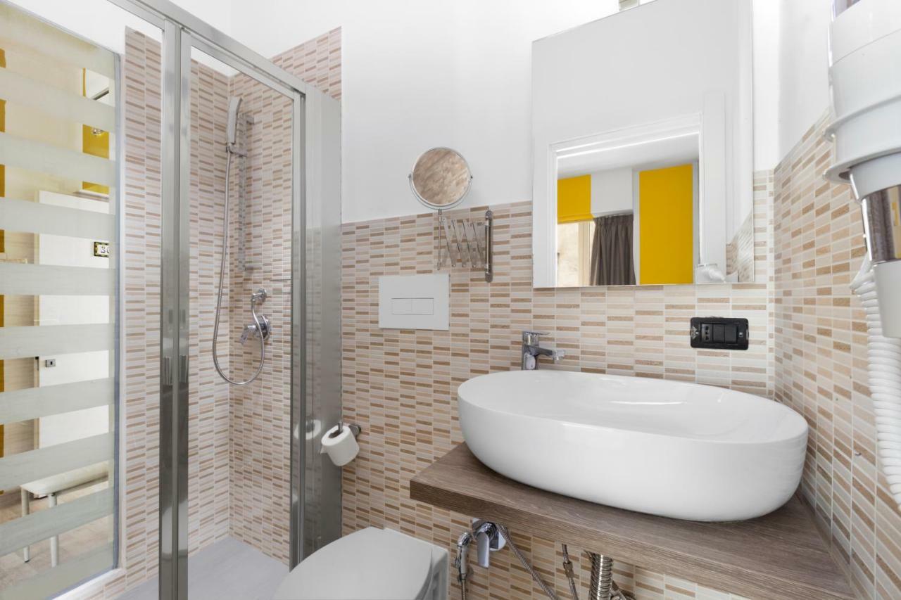 Rainbow Napoli Bed & Breakfast ภายนอก รูปภาพ